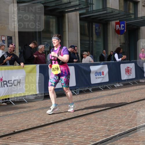 13.09.2026 - 21. swb-Marathon Bremen Strokosch-Dieckow http://msf.ph/oto/10361669 13.09.2026 11:22:19 Ziel 10710, 10968, 11423, 11574, 11579, 11423, 11698, 12157, 12211, 12444 meine-sportfotos.de