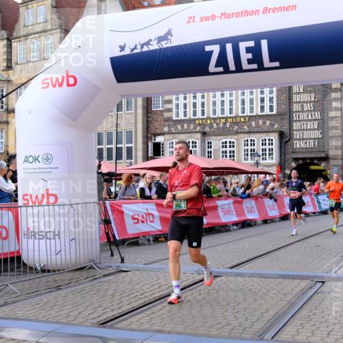 13.09.2026 - 21. swb-Marathon Bremen Tim E. http://msf.ph/oto/10361950 13.09.2026 12:59:25 Ziel 1118, 1508, 1751, 1993, 3584, 3688, 4399, 6991, 8383, 8994, 9120, 9329 meine-sportfotos.de