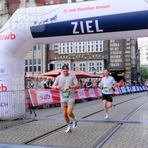 13.09.2026 - 21. swb-Marathon Bremen Tim E. http://msf.ph/oto/10362081 13.09.2026 12:59:31 Ziel 658, 1248, 1508, 1751, 1800, 1993, 2651, 3584, 3688, 4096, 4399, 6991, 8383, 9533 meine-sportfotos.de