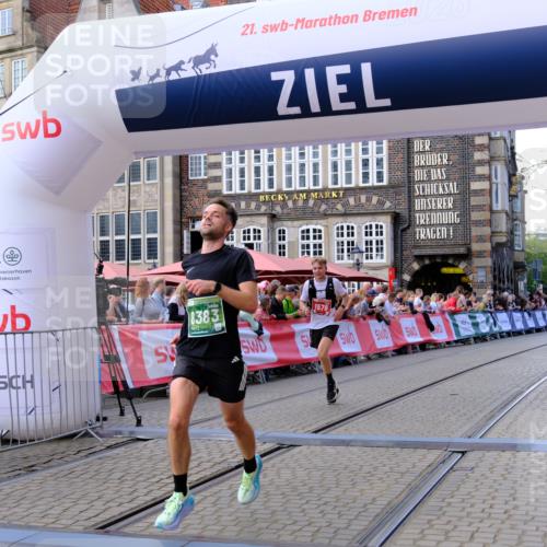 13.09.2026 - 21. swb-Marathon Bremen Tim E. http://msf.ph/oto/10362178 13.09.2026 12:59:36 Ziel 658, 1248, 1508, 1751, 1800, 1993, 2651, 3584, 4096, 6991, 8383, 9533 meine-sportfotos.de