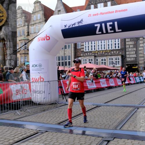 13.09.2026 - 21. swb-Marathon Bremen Tim E. http://msf.ph/oto/10362580 13.09.2026 13:00:07 Ziel 126, 277, 807, 1320, 1485, 1852, 6557, 8850, 9153 meine-sportfotos.de