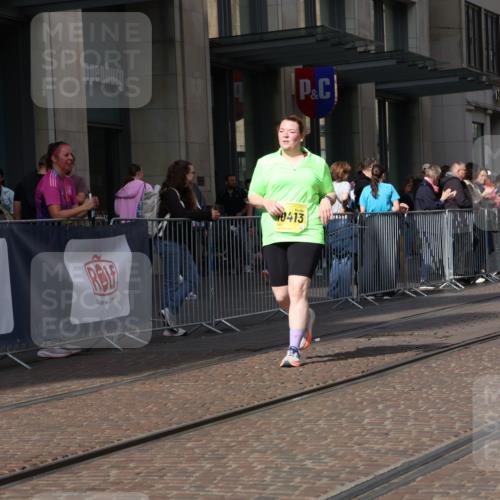 13.09.2026 - 21. swb-Marathon Bremen Strokosch-Dieckow http://msf.ph/oto/10362795 13.09.2026 11:23:45 Ziel 10292, 10413, 10970, 11266, 11663, 12340, 12440 meine-sportfotos.de