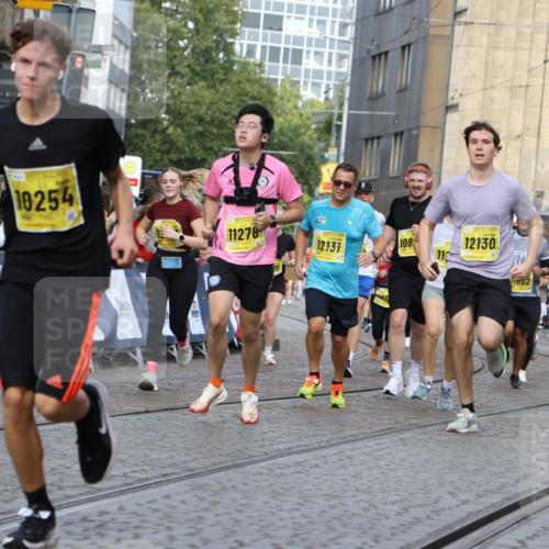 13.09.2026 - 21. swb-Marathon Bremen Strokosch-Dieckow http://msf.ph/oto/10363147 13.09.2026 10:59:02 Ziel 10254, 10485, 10794, 10832, 10878, 10879, 10948, 11030, 11189, 11228, 11488, 11743, 11955, 12176, 12237, 12320, 12499, 12505, 10415, 10492, 10668, 11086, 11125, 11301, 11302, 11500, 11913, 12118, 12200, 12297, 12541 meine-sportfotos.de