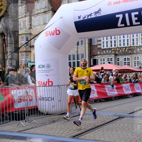 13.09.2026 - 21. swb-Marathon Bremen Tim E. http://msf.ph/oto/10363259 13.09.2026 13:00:44 Ziel 671, 1136, 1550, 1754, 2683, 5776, 7015 meine-sportfotos.de