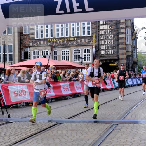 13.09.2026 - 21. swb-Marathon Bremen Tim E. http://msf.ph/oto/10363335 13.09.2026 13:00:50 Ziel 371, 453, 1136, 1550, 1754, 2141, 2683, 4904, 5776 meine-sportfotos.de