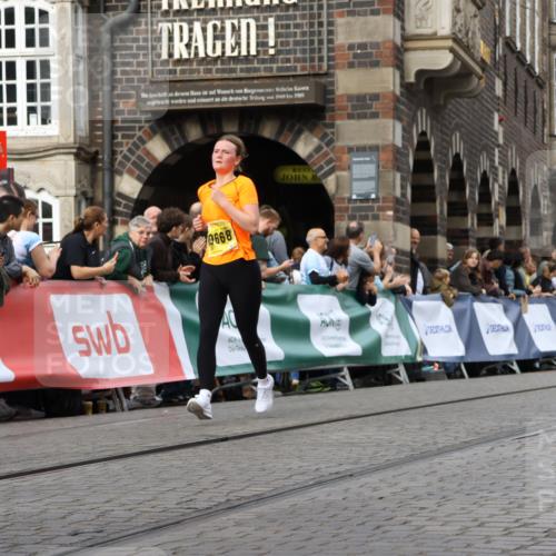 13.09.2026 - 21. swb-Marathon Bremen Strokosch-Dieckow http://msf.ph/oto/10363564 13.09.2026 10:59:19 Ziel 10254, 10383, 10415, 10427, 10477, 10485, 10668, 10787, 10794, 10832, 10843, 10948, 11034, 11267, 11278, 11602, 11913, 12015, 12127, 12130, 12131, 12176, 12200, 12271, 12297, 12414, 10147, 10377, 10745, 10922, 11151, 11207, 11519, 11594, 11873, 12267, 12295, 12481 meine-sportfotos.de