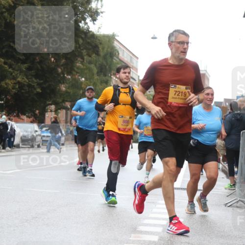13.09.2026 - Kiel Lauf Markus Tischler http://msf.ph/oto/10363584 13.09.2026 11:55:35 Fleethörn 800, 211, 38, 7219 meine-sportfotos.de