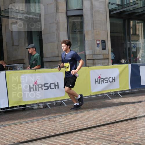 13.09.2026 - 21. swb-Marathon Bremen Strokosch-Dieckow http://msf.ph/oto/10363812 13.09.2026 11:26:04 Ziel 12546 meine-sportfotos.de