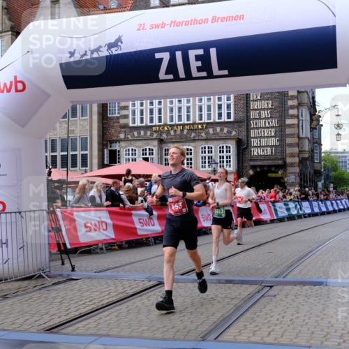 13.09.2026 - 21. swb-Marathon Bremen Tim E. http://msf.ph/oto/10363831 13.09.2026 13:01:28 Ziel 1411, 1619, 3019, 4328, 5663 meine-sportfotos.de