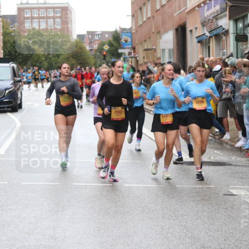 13.09.2026 - Kiel Lauf Markus Tischler http://msf.ph/oto/10363899 13.09.2026 11:57:09 Fleethörn 7502, 3876, 10631, 3299 meine-sportfotos.de