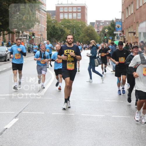 13.09.2026 - Kiel Lauf Markus Tischler http://msf.ph/oto/10364016 13.09.2026 11:57:31 Fleethörn 2294, 1, 1995, 9046, 113, 24, 39, 3377 meine-sportfotos.de