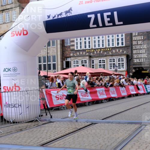 13.09.2026 - 21. swb-Marathon Bremen Tim E. http://msf.ph/oto/10364147 13.09.2026 13:01:50 Ziel 4118, 5369, 5996, 7950, 9137, 13063, 13168 meine-sportfotos.de