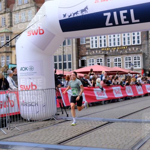 13.09.2026 - 21. swb-Marathon Bremen Tim E. http://msf.ph/oto/10364162 13.09.2026 13:01:50 Ziel 4118, 5369, 5996, 7950, 9137, 13063, 13168 meine-sportfotos.de
