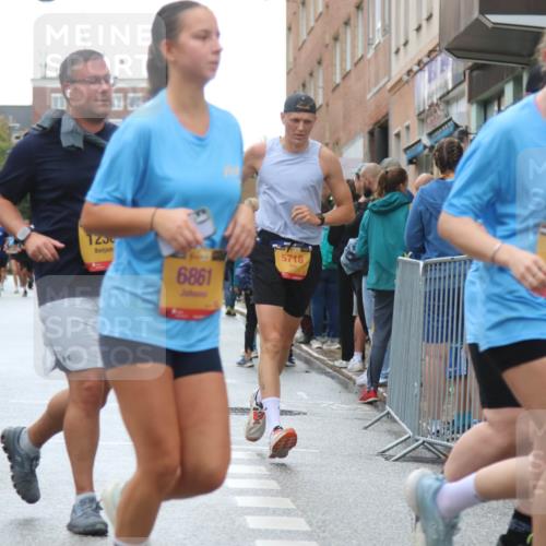 13.09.2026 - Kiel Lauf Markus Tischler http://msf.ph/oto/10364275 13.09.2026 11:59:10 Fleethörn 1250, 6861, 5718, 8077 meine-sportfotos.de