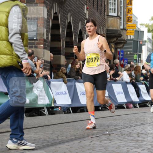13.09.2026 - 21. swb-Marathon Bremen Strokosch-Dieckow http://msf.ph/oto/10364395 13.09.2026 10:59:34 Ziel 10415, 10492, 10668, 11086, 11125, 11301, 11302, 11500, 11913, 12118, 12200, 12267, 12297, 12537, 12541, 10236, 10355, 10669, 10928, 10929, 11054, 11056, 11089, 11194, 11419, 11501, 11803, 12138, 12242, 12243, 12480, 12527 meine-sportfotos.de