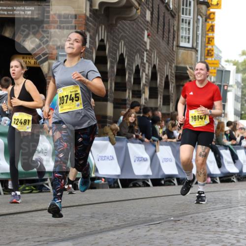 13.09.2026 - 21. swb-Marathon Bremen Strokosch-Dieckow http://msf.ph/oto/10364959 13.09.2026 10:59:41 Ziel 10377, 10492, 10745, 10922, 11086, 11125, 11151, 11207, 11301, 11302, 11500, 11519, 11873, 12118, 12267, 12295, 12537, 12541, 10175, 10236, 10355, 10669, 10691, 10928, 10929, 11054, 11056, 11089, 11194, 11419, 11427, 11501, 11637, 11803, 11904, 12138, 12238, 12239, 12242, 12243, 12388, 12480 meine-sportfotos.de