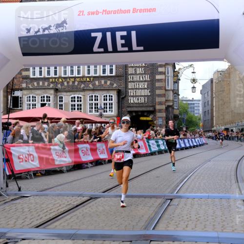 13.09.2026 - 21. swb-Marathon Bremen Tim E. http://msf.ph/oto/10365184 13.09.2026 13:02:54 Ziel 1795, 1850, 3609, 7841, 13237 meine-sportfotos.de
