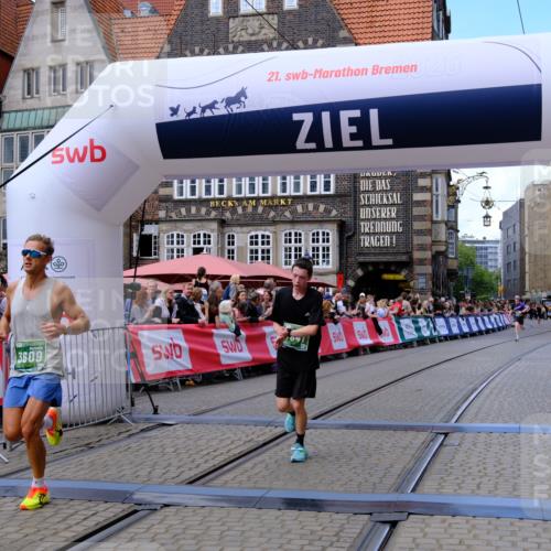 13.09.2026 - 21. swb-Marathon Bremen Tim E. http://msf.ph/oto/10365335 13.09.2026 13:02:56 Ziel 1795, 1850, 3609, 7841, 13237 meine-sportfotos.de