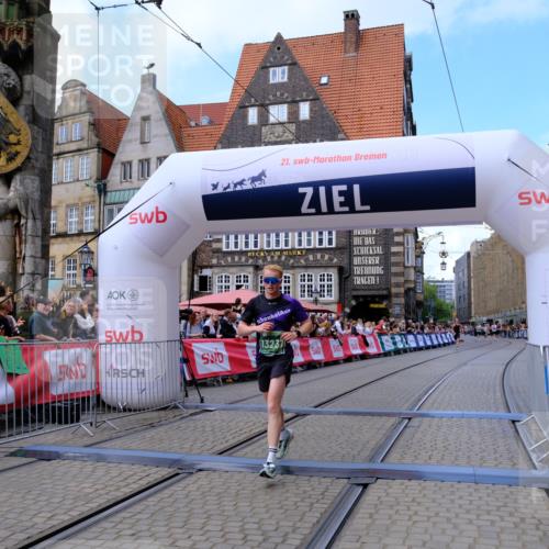 13.09.2026 - 21. swb-Marathon Bremen Tim E. http://msf.ph/oto/10365479 13.09.2026 13:03:04 Ziel 1381, 1795, 1850, 1862, 6918, 7265, 13237 meine-sportfotos.de