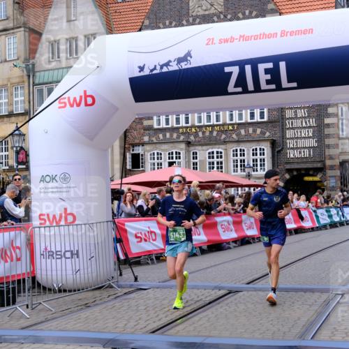 13.09.2026 - 21. swb-Marathon Bremen Tim E. http://msf.ph/oto/10366321 13.09.2026 13:04:03 Ziel 1090, 1587, 2889, 3092, 5024, 5143, 5719, 6973, 8096, 9642 meine-sportfotos.de