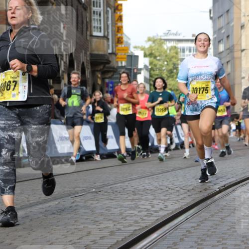 13.09.2026 - 21. swb-Marathon Bremen Strokosch-Dieckow http://msf.ph/oto/10366515 13.09.2026 11:00:08 Ziel 10175, 10236, 10355, 10669, 10691, 10867, 10928, 10929, 11054, 11056, 11089, 11194, 11419, 11427, 11501, 11637, 11803, 11879, 11904, 12138, 12238, 12239, 12242, 12243, 12388, 12480, 12527, 10144, 10677, 10801, 10810, 11016, 11045, 11129, 11547, 11623, 12105, 12106, 12190, 12291, 12352, 12394, 12530, 12531 meine-sportfotos.de