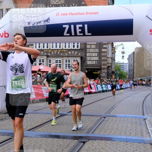 13.09.2026 - 21. swb-Marathon Bremen Tim E. http://msf.ph/oto/10366776 13.09.2026 13:04:19 Ziel 895, 2094, 2889, 3500, 4236, 9061, 9129, 9544, 9642 meine-sportfotos.de