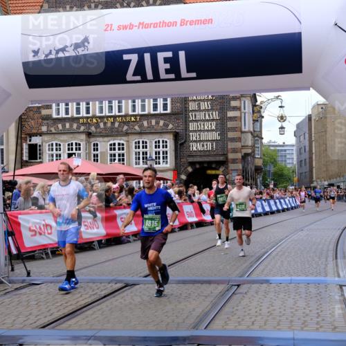 13.09.2026 - 21. swb-Marathon Bremen Tim E. http://msf.ph/oto/10367033 13.09.2026 13:04:33 Ziel 650, 3284, 3424, 4110, 4239, 6815, 7871, 9544, 9813 meine-sportfotos.de