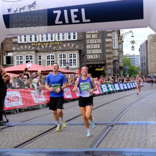13.09.2026 - 21. swb-Marathon Bremen Tim E. http://msf.ph/oto/10367313 13.09.2026 13:04:42 Ziel 650, 744, 1223, 1224, 1860, 2207, 3284, 3424, 4239, 7871, 8936, 9813, 13034 meine-sportfotos.de