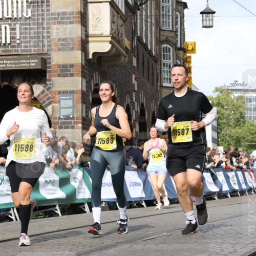 13.09.2026 - 21. swb-Marathon Bremen Strokosch-Dieckow http://msf.ph/oto/10367316 13.09.2026 11:00:17 Ziel 10175, 10236, 10691, 10758, 10867, 11054, 11056, 11071, 11089, 11158, 11159, 11160, 11250, 11259, 11427, 11445, 11453, 11524, 11525, 11528, 11637, 11803, 11879, 11904, 11907, 12123, 12238, 12239, 12242, 12243, 12274, 12388, 12480, 10144, 10369, 10677, 10801, 11045, 11126, 11129, 11769, 12018, 12105, 12106, 12291, 12394, 12530, 12531 meine-sportfotos.de