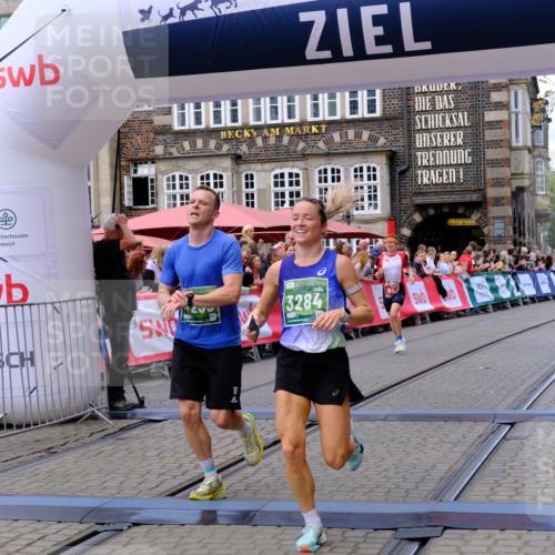 13.09.2026 - 21. swb-Marathon Bremen Tim E. http://msf.ph/oto/10367389 13.09.2026 13:04:43 Ziel 650, 744, 1223, 1224, 1860, 2207, 3284, 3424, 4239, 7871, 8936, 13034 meine-sportfotos.de