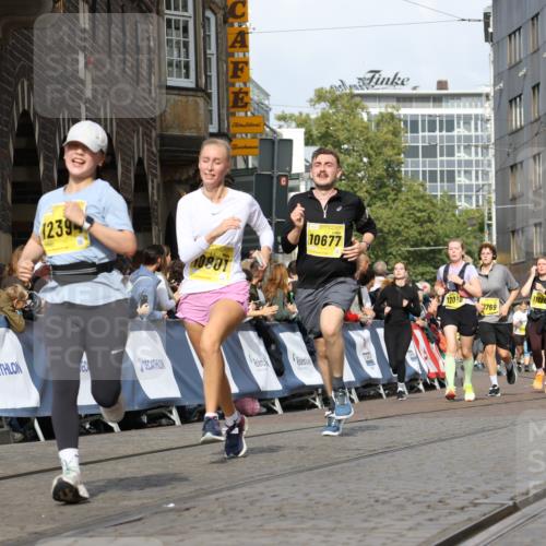 13.09.2026 - 21. swb-Marathon Bremen Strokosch-Dieckow http://msf.ph/oto/10368011 13.09.2026 11:00:31 Ziel 10144, 10758, 10810, 11016, 11071, 11129, 11158, 11159, 11160, 11259, 11453, 11524, 11525, 11528, 11547, 11587, 11588, 11589, 11623, 11907, 12105, 12106, 12123, 12190, 12274, 12291, 12352, 12394, 10263, 10272, 10275, 10306, 11162, 11180, 11343, 11475, 11556, 11687, 11708, 11797, 11838, 11959, 12397, 12430 meine-sportfotos.de