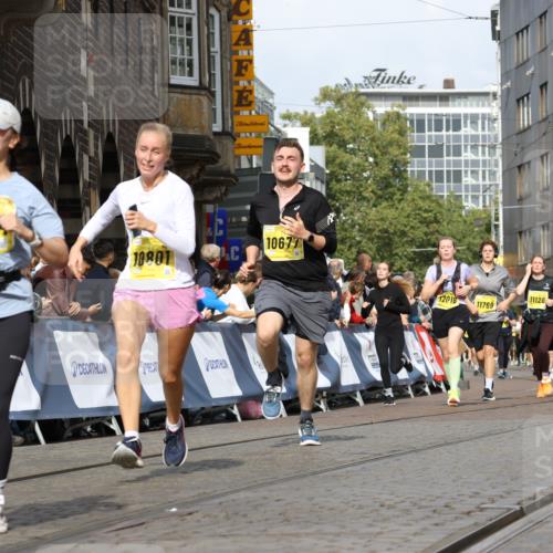 13.09.2026 - 21. swb-Marathon Bremen Strokosch-Dieckow http://msf.ph/oto/10368156 13.09.2026 11:00:32 Ziel 10144, 10758, 10801, 10810, 11016, 11071, 11129, 11158, 11159, 11160, 11259, 11453, 11524, 11525, 11528, 11547, 11587, 11588, 11589, 11623, 11907, 12105, 12106, 12123, 12190, 12274, 12291, 12352, 12394, 12530, 12531, 10263, 10272, 10275, 10306, 11162, 11180, 11343, 11475, 11556, 11687, 11708, 11797, 11819, 11838, 11959, 12397, 12430 meine-sportfotos.de