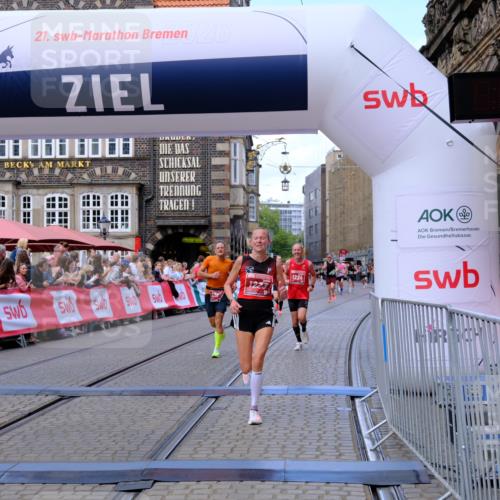 13.09.2026 - 21. swb-Marathon Bremen Tim E. http://msf.ph/oto/10368333 13.09.2026 13:05:21 Ziel 1336, 1822, 2297, 3196, 4729, 6708, 7102, 7538, 8054, 9306, 9495 meine-sportfotos.de