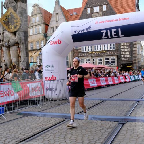 13.09.2026 - 21. swb-Marathon Bremen Tim E. http://msf.ph/oto/10369232 13.09.2026 13:06:52 Ziel 508, 788, 1009, 1770, 1921, 2832, 3910, 4777, 5238, 6951, 7590, 8621, 13148 meine-sportfotos.de