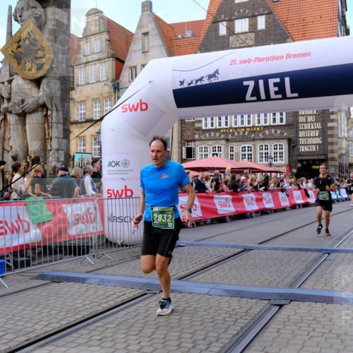 13.09.2026 - 21. swb-Marathon Bremen Tim E. http://msf.ph/oto/10369266 13.09.2026 13:06:56 Ziel 508, 521, 788, 1009, 1770, 1921, 2832, 3910, 4777, 5238, 6784, 6951, 7590, 8580 meine-sportfotos.de