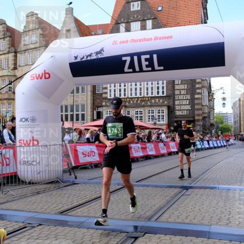 13.09.2026 - 21. swb-Marathon Bremen Tim E. http://msf.ph/oto/10370006 13.09.2026 13:07:45 Ziel 819, 2135, 2706, 3043, 3118, 4743, 4808, 7803, 8060, 8098, 8467 meine-sportfotos.de