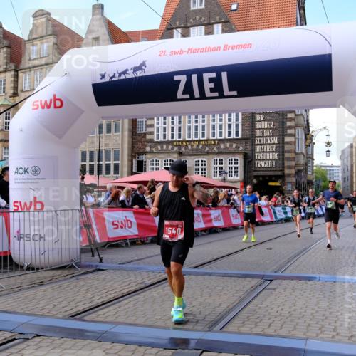 13.09.2026 - 21. swb-Marathon Bremen Tim E. http://msf.ph/oto/10370327 13.09.2026 13:07:57 Ziel 819, 969, 2135, 4852, 4990, 5570, 5976, 7558, 7803, 8467, 8611, 8737, 9035, 9356 meine-sportfotos.de