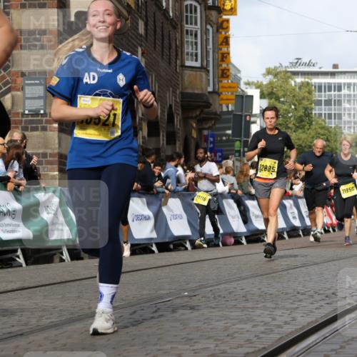 13.09.2026 - 21. swb-Marathon Bremen Strokosch-Dieckow http://msf.ph/oto/10370366 13.09.2026 11:01:09 Ziel 10093, 10263, 10306, 10367, 10368, 10753, 10857, 11055, 11162, 11247, 11343, 11359, 11475, 11540, 11556, 11728, 11797, 11804, 11819, 11959, 12006, 12116, 12397, 12428, 12430, 10647, 10648, 10678, 10892, 11260, 11306, 11751, 11796, 11813, 11816, 11969, 11970, 12062, 12245, 12283, 12390, 12391 meine-sportfotos.de