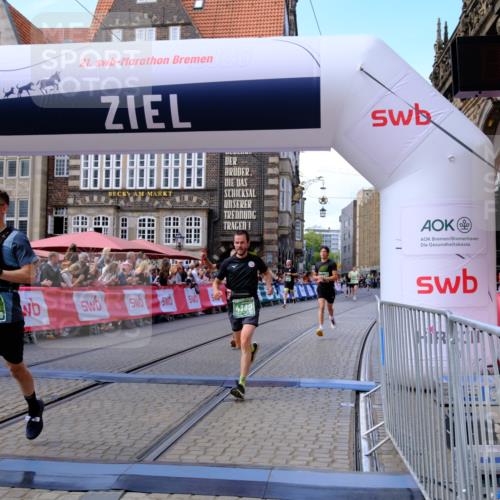 13.09.2026 - 21. swb-Marathon Bremen Tim E. http://msf.ph/oto/10370479 13.09.2026 13:08:01 Ziel 819, 969, 2135, 4732, 4852, 4990, 5570, 5976, 7558, 7803, 8611, 8737, 9035, 9356 meine-sportfotos.de