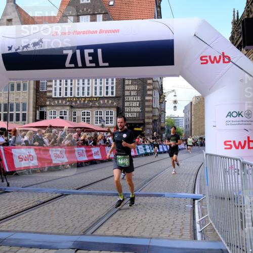 13.09.2026 - 21. swb-Marathon Bremen Tim E. http://msf.ph/oto/10370498 13.09.2026 13:08:01 Ziel 819, 969, 2135, 4732, 4852, 4990, 5570, 5976, 7558, 7803, 8611, 8737, 9035, 9356 meine-sportfotos.de
