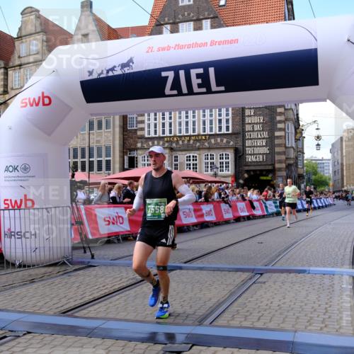 13.09.2026 - 21. swb-Marathon Bremen Tim E. http://msf.ph/oto/10370724 13.09.2026 13:08:05 Ziel 969, 4732, 4852, 4990, 5570, 5976, 7558, 8611, 8737, 9035, 9356 meine-sportfotos.de