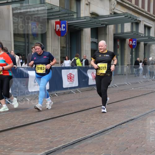 13.09.2026 - 21. swb-Marathon Bremen Strokosch-Dieckow http://msf.ph/oto/10371389 13.09.2026 11:31:40 Ziel 10317, 11341, 11807, 12163 meine-sportfotos.de
