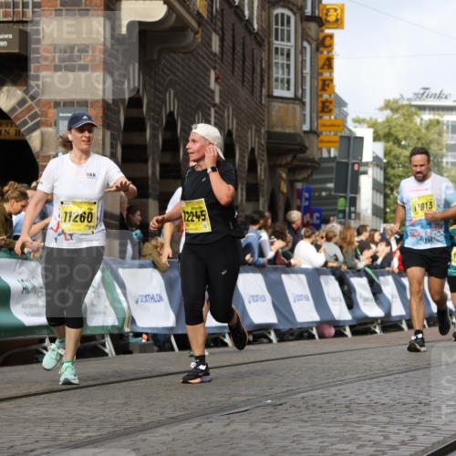 13.09.2026 - 21. swb-Marathon Bremen Strokosch-Dieckow http://msf.ph/oto/10371617 13.09.2026 11:01:24 Ziel 10093, 10428, 10639, 10753, 10892, 10964, 10965, 11049, 11116, 11359, 11428, 11540, 11681, 11682, 11728, 11850, 12085, 12116, 12241, 12283, 12428, 10181, 10251, 10497, 10560, 11305, 11324, 11459, 11467, 11550, 11551, 11666, 11788, 11798, 12047 meine-sportfotos.de