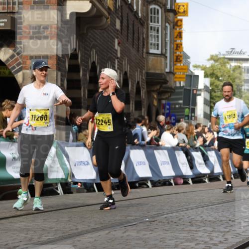 13.09.2026 - 21. swb-Marathon Bremen Strokosch-Dieckow http://msf.ph/oto/10371636 13.09.2026 11:01:24 Ziel 10093, 10428, 10639, 10753, 10892, 10964, 10965, 11049, 11116, 11359, 11428, 11540, 11681, 11682, 11728, 11850, 12085, 12116, 12241, 12283, 12428, 10181, 10251, 10497, 10560, 11305, 11324, 11459, 11467, 11550, 11551, 11666, 11788, 11798, 12047 meine-sportfotos.de