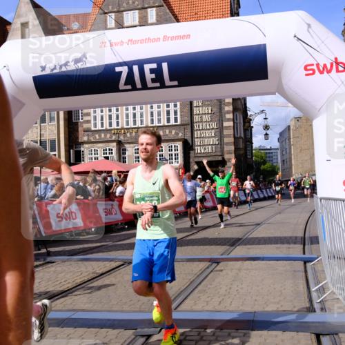 13.09.2026 - 21. swb-Marathon Bremen Tim E. http://msf.ph/oto/10371956 13.09.2026 13:09:09 Ziel 1925, 3110, 3276, 3330, 4033, 4384, 5377, 5517, 5636, 5696, 6842, 6906, 7121, 8555, 9240, 9411, 9702, 9867, 9906, 9911 meine-sportfotos.de