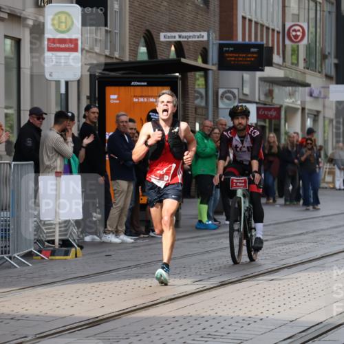 13.09.2026 - 21. swb-Marathon Bremen Strokosch-Dieckow http://msf.ph/oto/10371970 13.09.2026 12:09:29 Ziel 133 meine-sportfotos.de
