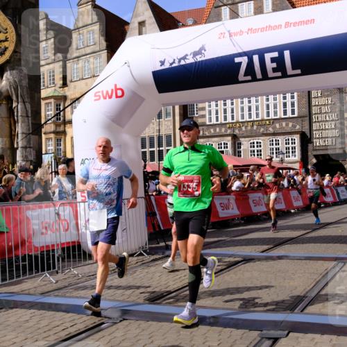 13.09.2026 - 21. swb-Marathon Bremen Tim E. http://msf.ph/oto/10372071 13.09.2026 13:09:12 Ziel 1925, 2287, 3110, 3330, 4384, 5517, 5636, 5696, 6906, 7262, 8120, 8555, 9240, 9411, 9702, 9867, 9906, 9911 meine-sportfotos.de
