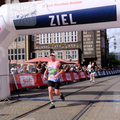13.09.2026 - 21. swb-Marathon Bremen Tim E. http://msf.ph/oto/10372248 13.09.2026 13:09:20 Ziel 1925, 2287, 2291, 2909, 3330, 4384, 4898, 5383, 5517, 5636, 5696, 6906, 7262, 8120, 8830, 9906, 9911, 10044 meine-sportfotos.de