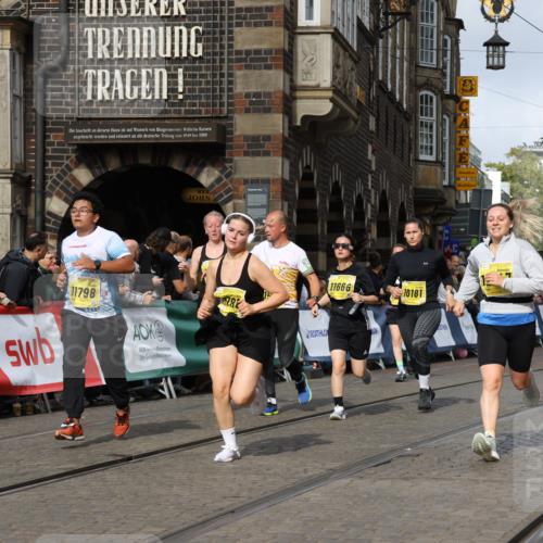 13.09.2026 - 21. swb-Marathon Bremen Strokosch-Dieckow http://msf.ph/oto/10372306 13.09.2026 11:01:39 Ziel 10560, 10647, 10648, 10678, 10892, 11260, 11306, 11459, 11467, 11681, 11682, 11751, 11788, 11796, 11813, 11816, 11969, 11970, 12047, 12062, 12245, 12283, 12390, 12391, 10332, 10409, 10444, 11075, 11115, 11150, 11369, 11412, 11413, 11479, 11486, 11668, 11747, 11859, 11985, 11986, 12379, 12412, 12466 meine-sportfotos.de