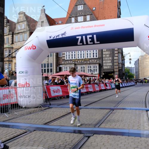 13.09.2026 - 21. swb-Marathon Bremen Tim E. http://msf.ph/oto/10372795 13.09.2026 13:09:48 Ziel 1034, 3197, 4473, 4782, 4895, 5111, 6652, 8759, 9789, 9866 meine-sportfotos.de